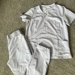 Resurg set in Light purple top medium bottoms small petite